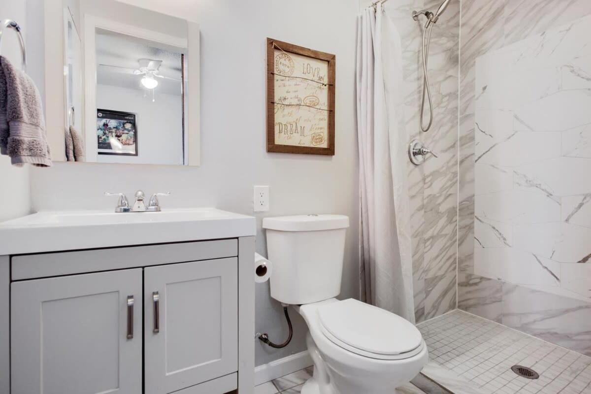 Captivating Conti Hideaway- Mid-city Perfection Holiday home *