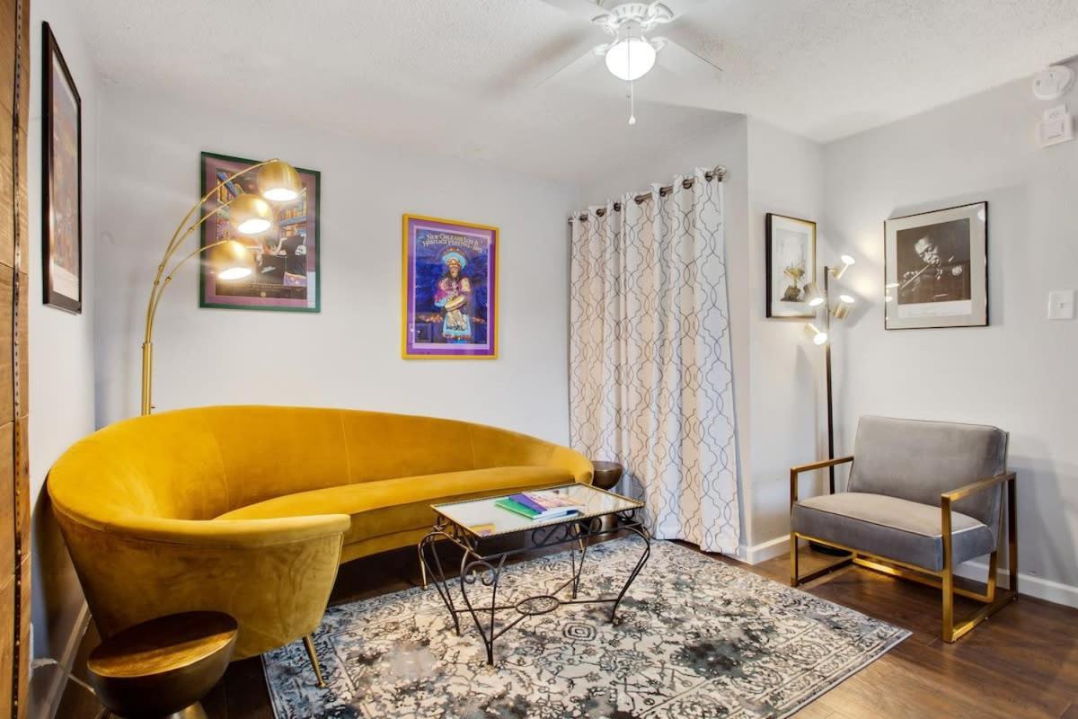 Holiday home Captivating Conti Hideaway- Mid-city Perfection *